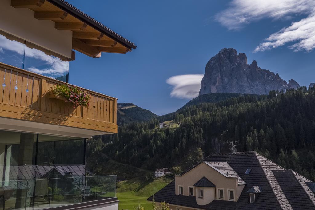 Hotel Garni Gardena - Appartments Santa Cristina Val Gardena Dış mekan fotoğraf