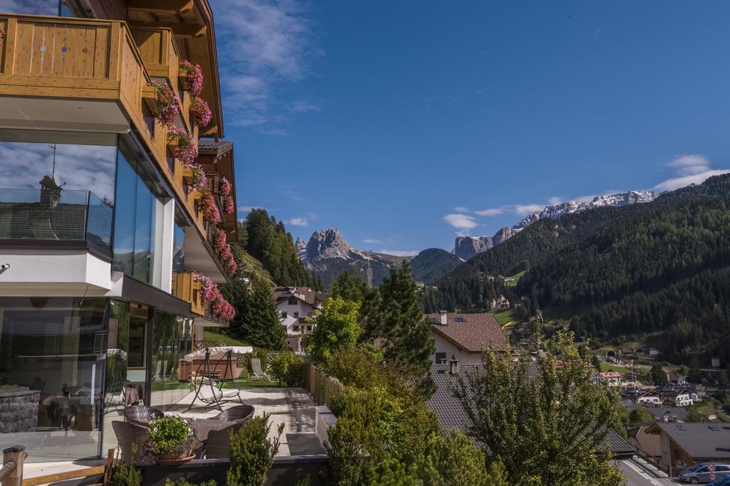 Hotel Garni Gardena - Appartments Santa Cristina Val Gardena Dış mekan fotoğraf